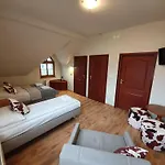 Rancho Adama - Wypoczynek W Sercu Beskidow! Pewel Slemienska