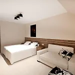 홀리데이파크 Rancho Adama - Wypoczynek W Sercu Beskidow! 3*