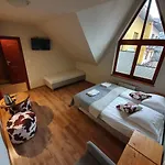 Rancho Adama - Wypoczynek W Sercu Beskidow! Pewel Slemienska