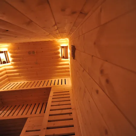 Rancho Adama - Wypoczynek W Sercu Beskidow! Vakantiepark Pewel Slemienska