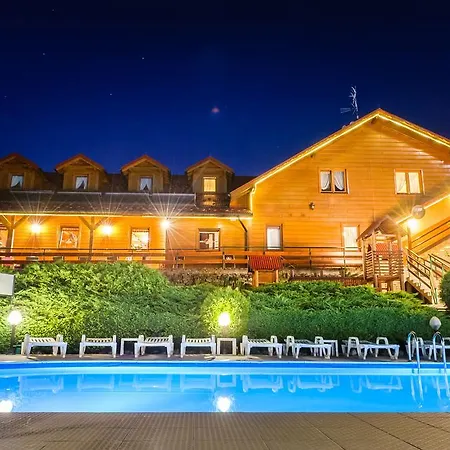 Rancho Adama - Wypoczynek W Sercu Beskidow! Vakantiepark Pewel Slemienska