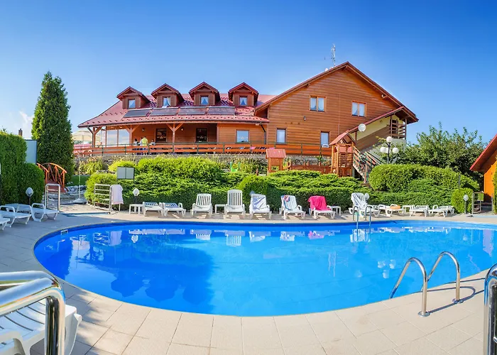 Rancho Adama - Wypoczynek W Sercu Beskidow! Prázdninový areál Pewel Slemienska